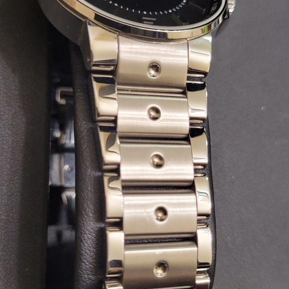 Movado Watch Mens. SE PILOT... NEW! - Picture 5 of 13